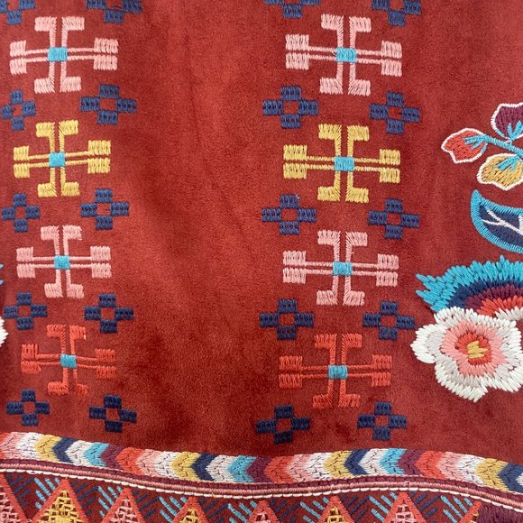 NWT THML Embroidered Faux Suede Mini Skirt - Picture 6 of 6